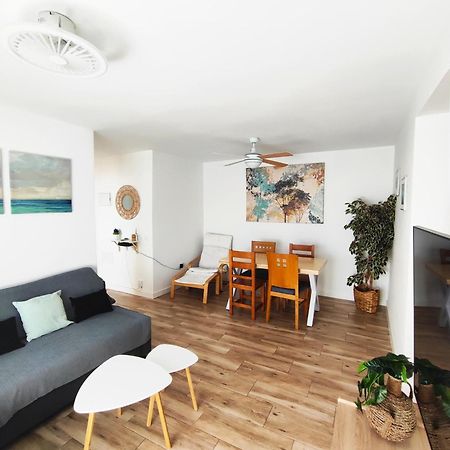 Apartamento Malaga 300 Metros De La Playa Exterior photo