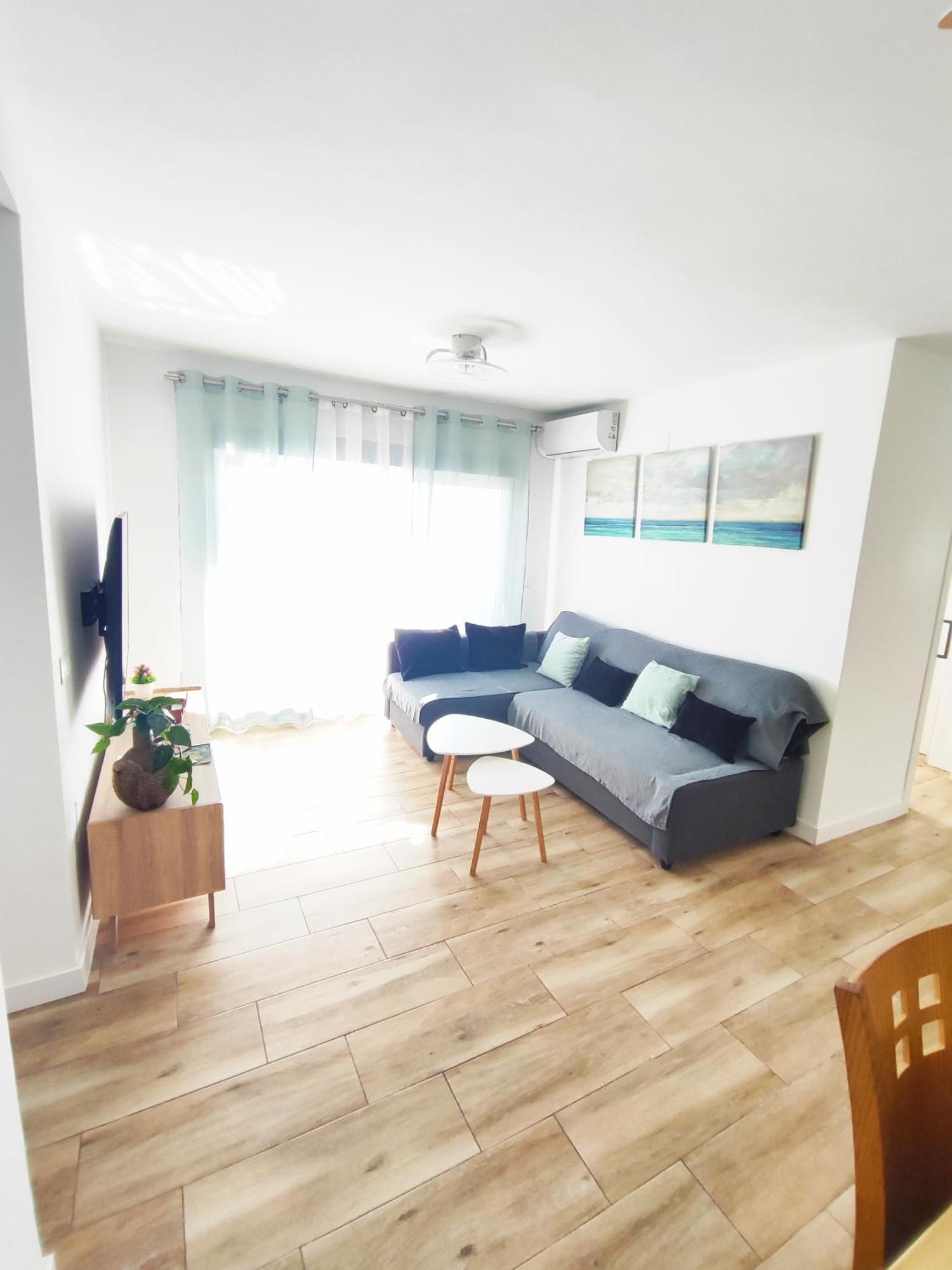 Apartamento Malaga 300 Metros De La Playa Exterior photo