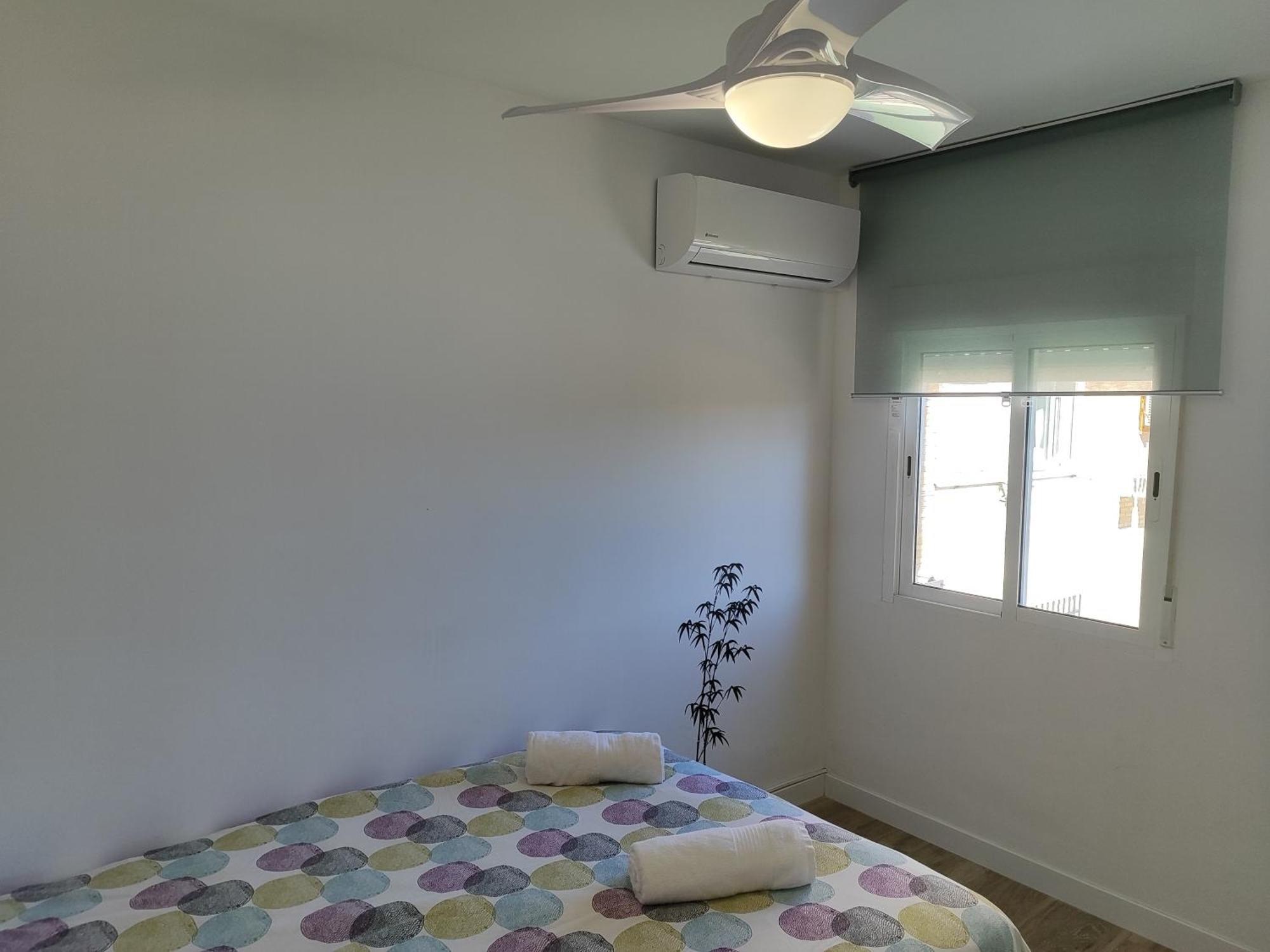 Apartamento Malaga 300 Metros De La Playa Exterior photo