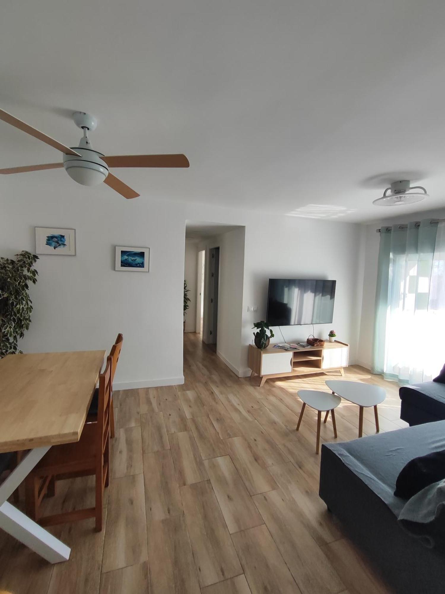 Apartamento Malaga 300 Metros De La Playa Exterior photo