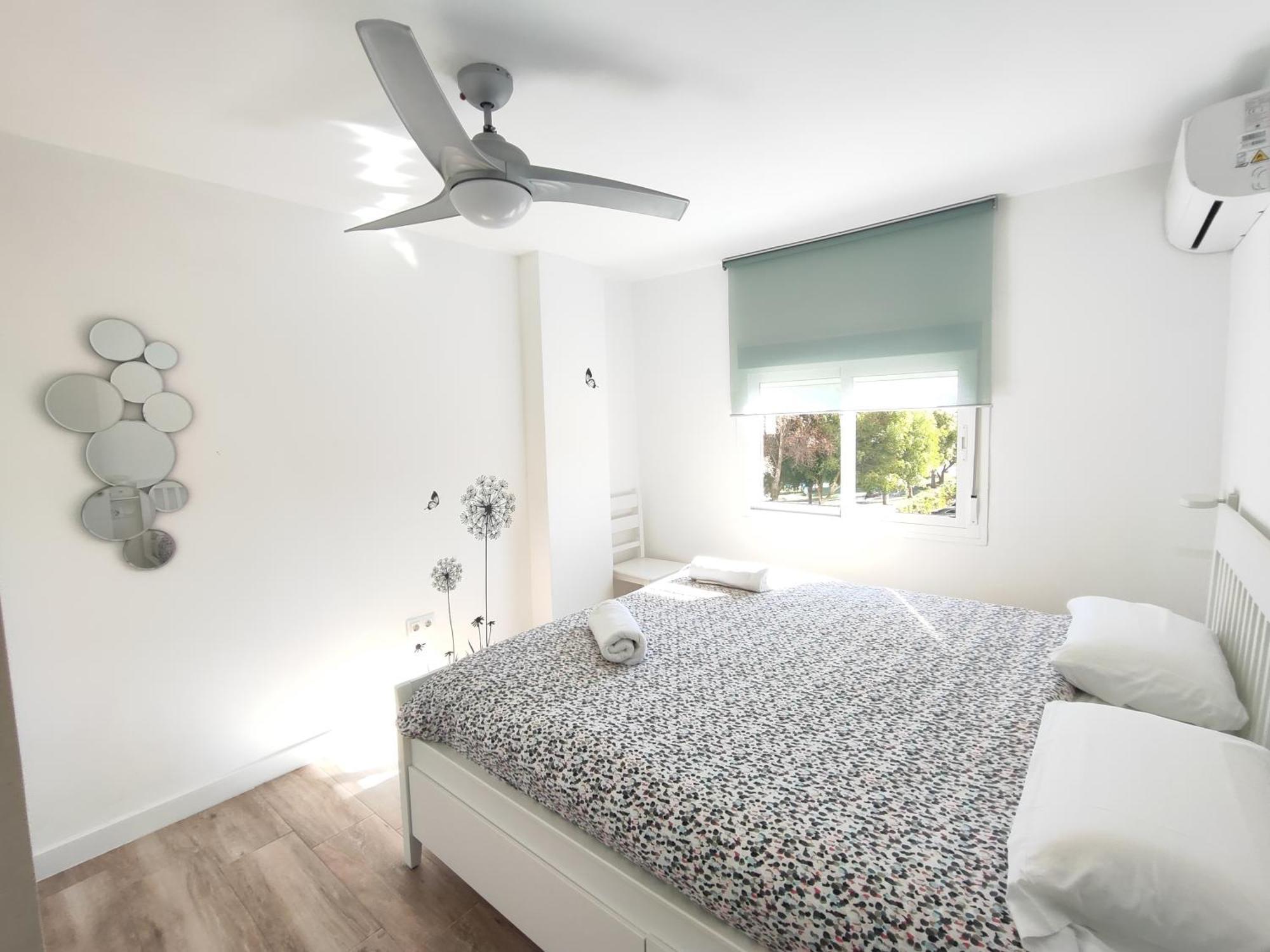 Apartamento Malaga 300 Metros De La Playa Exterior photo