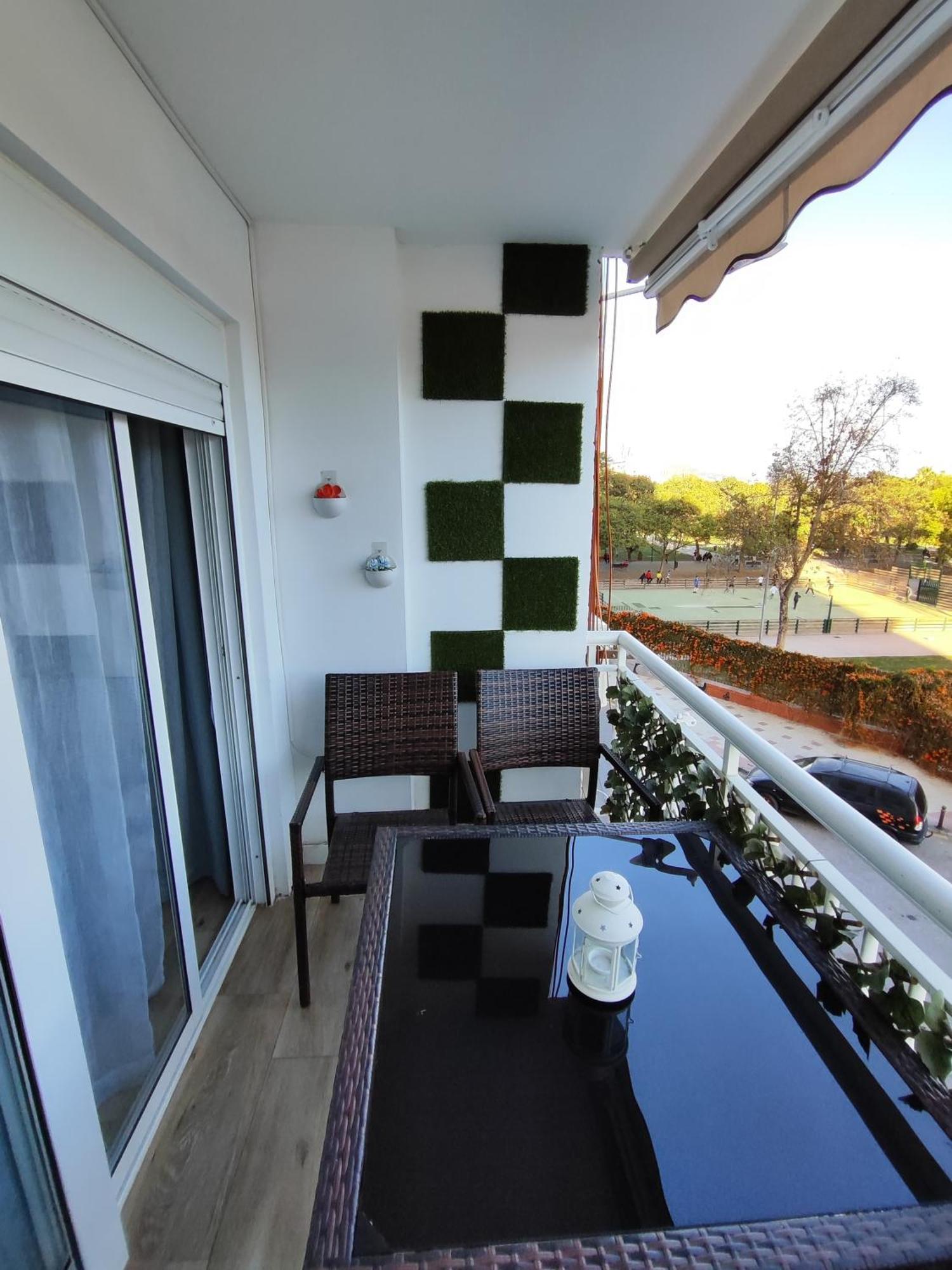 Apartamento Malaga 300 Metros De La Playa Exterior photo