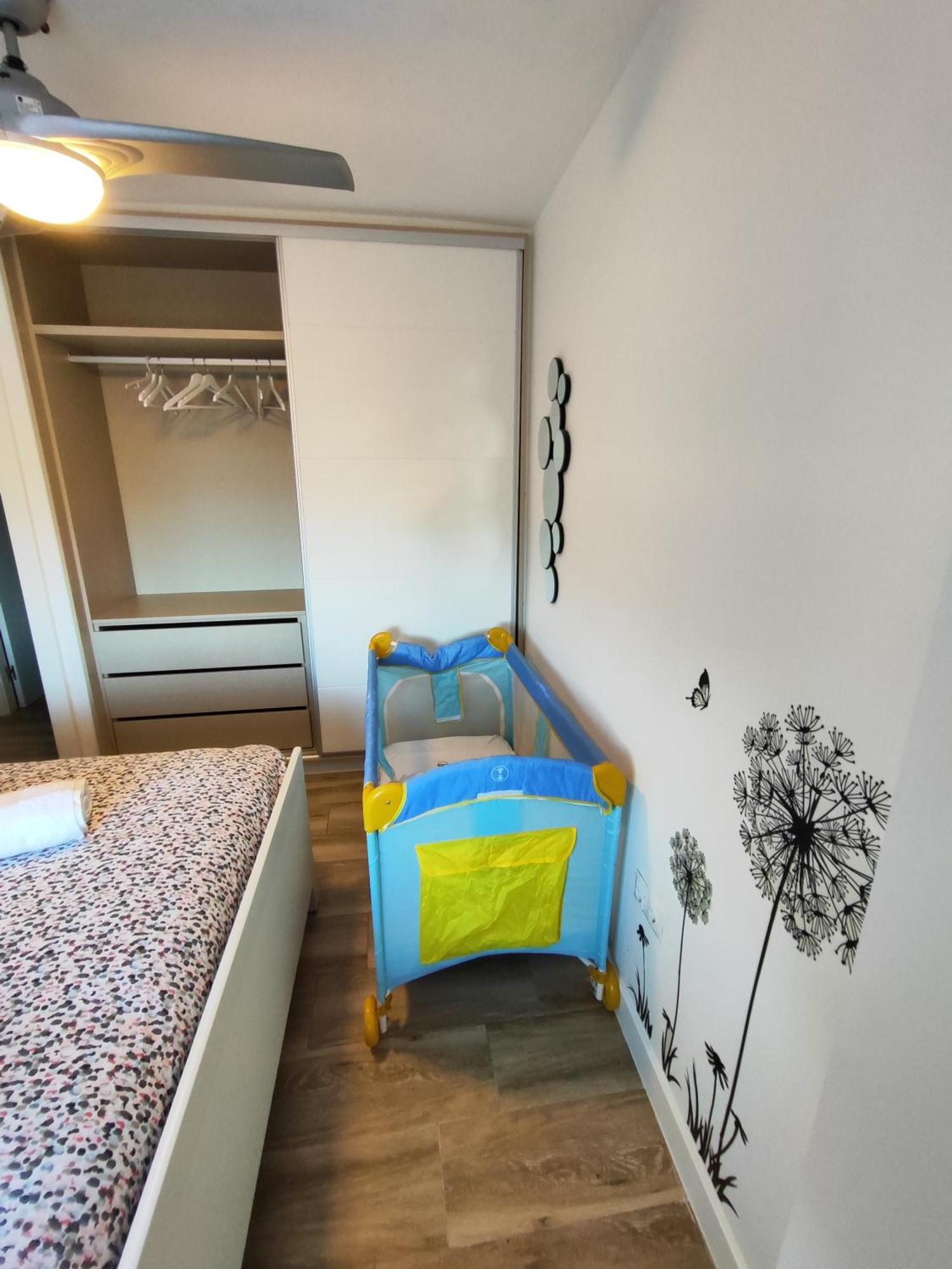 Apartamento Malaga 300 Metros De La Playa Exterior photo