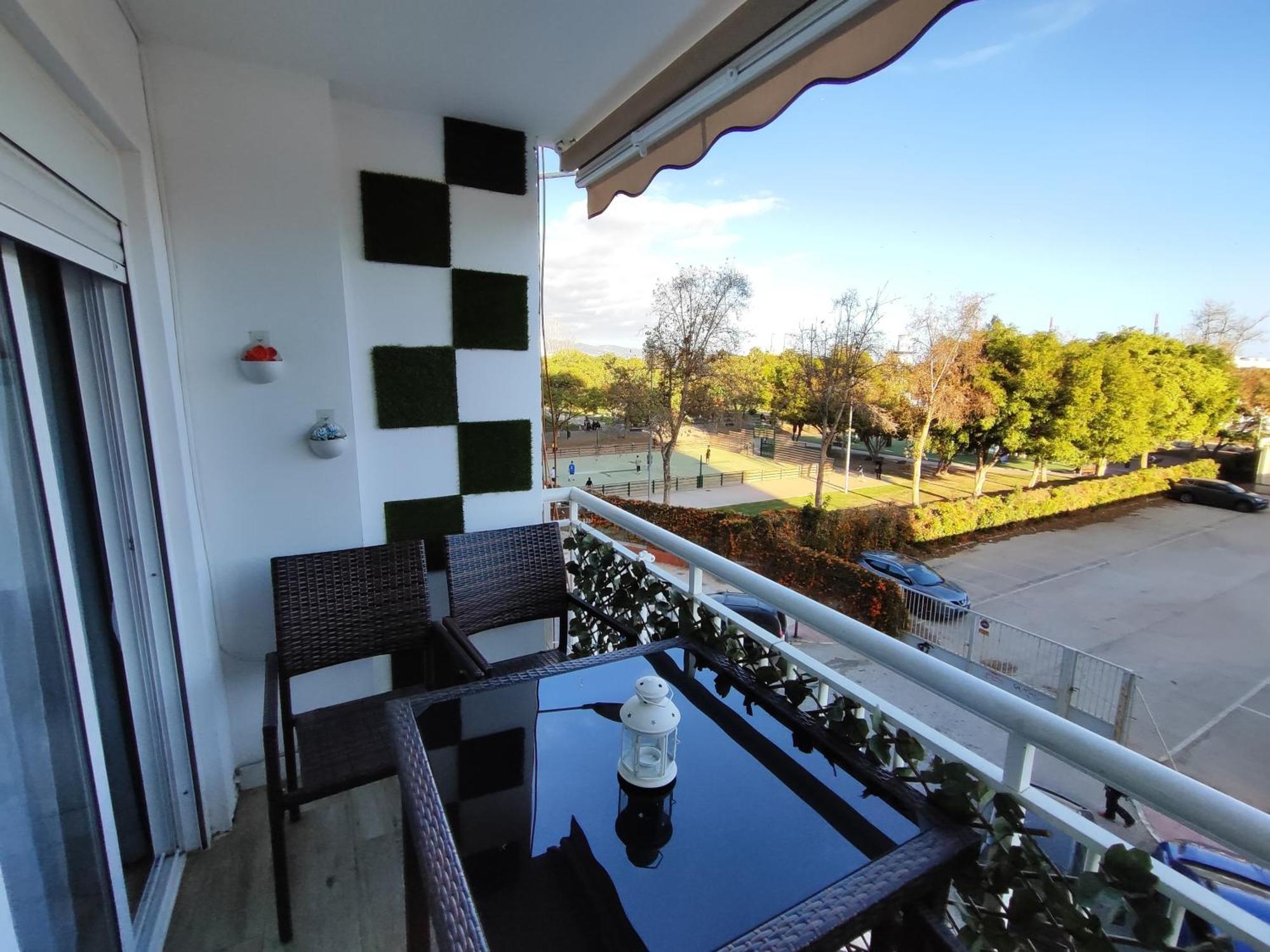 Apartamento Malaga 300 Metros De La Playa Exterior photo